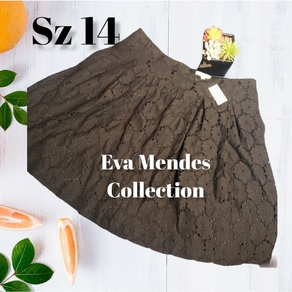 🆕️Eva Mendes Ny&Co Skirt Sz 14 w/pockets!